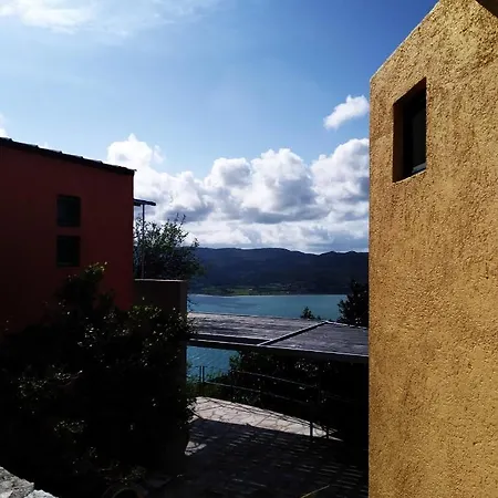 Ionian Colours Kefalonia 度假居 *